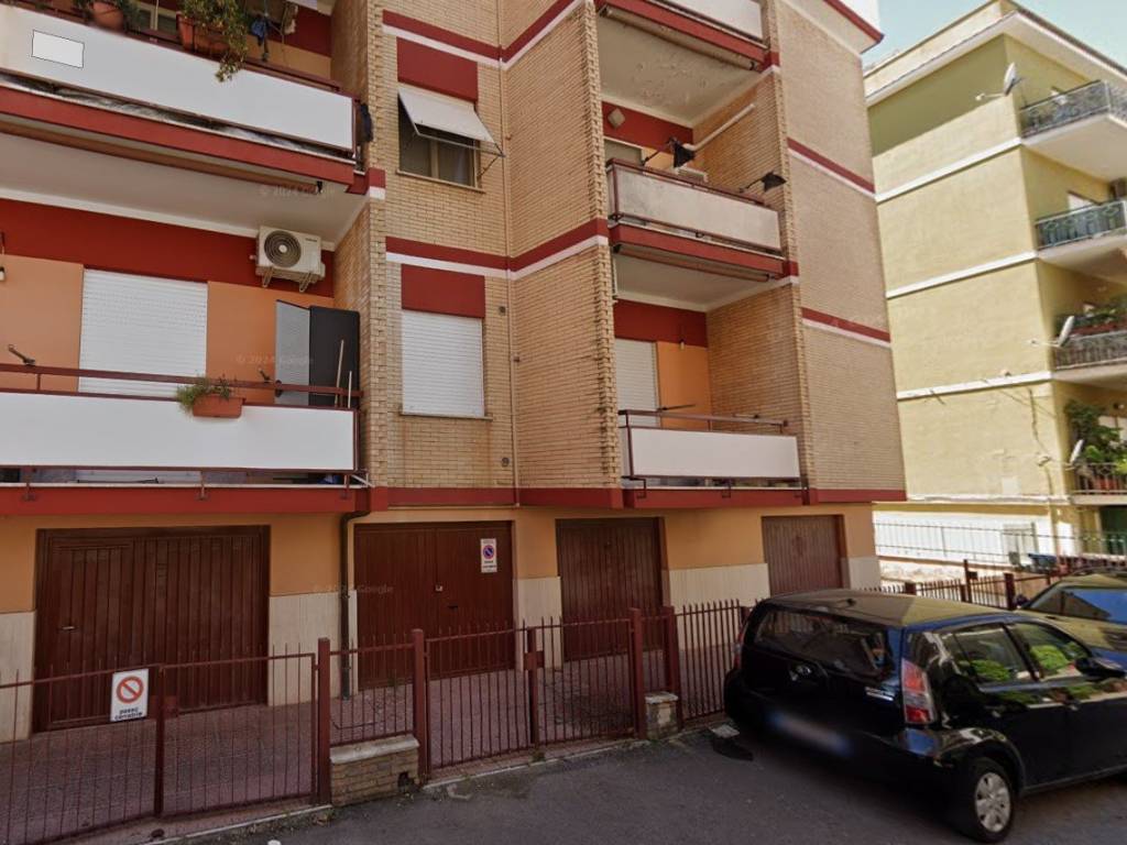 Box / garage a Terracina in Via Michele Roma - Foto 4