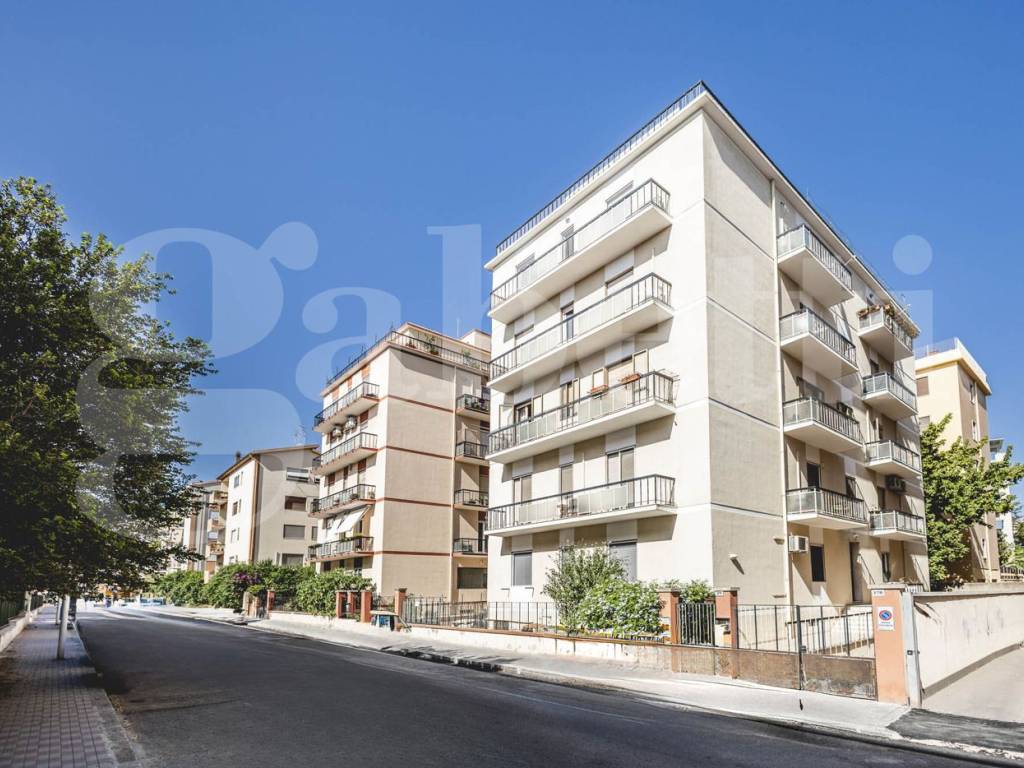Appartamento a Cagliari in Via Giuseppe Palomba - Foto 4