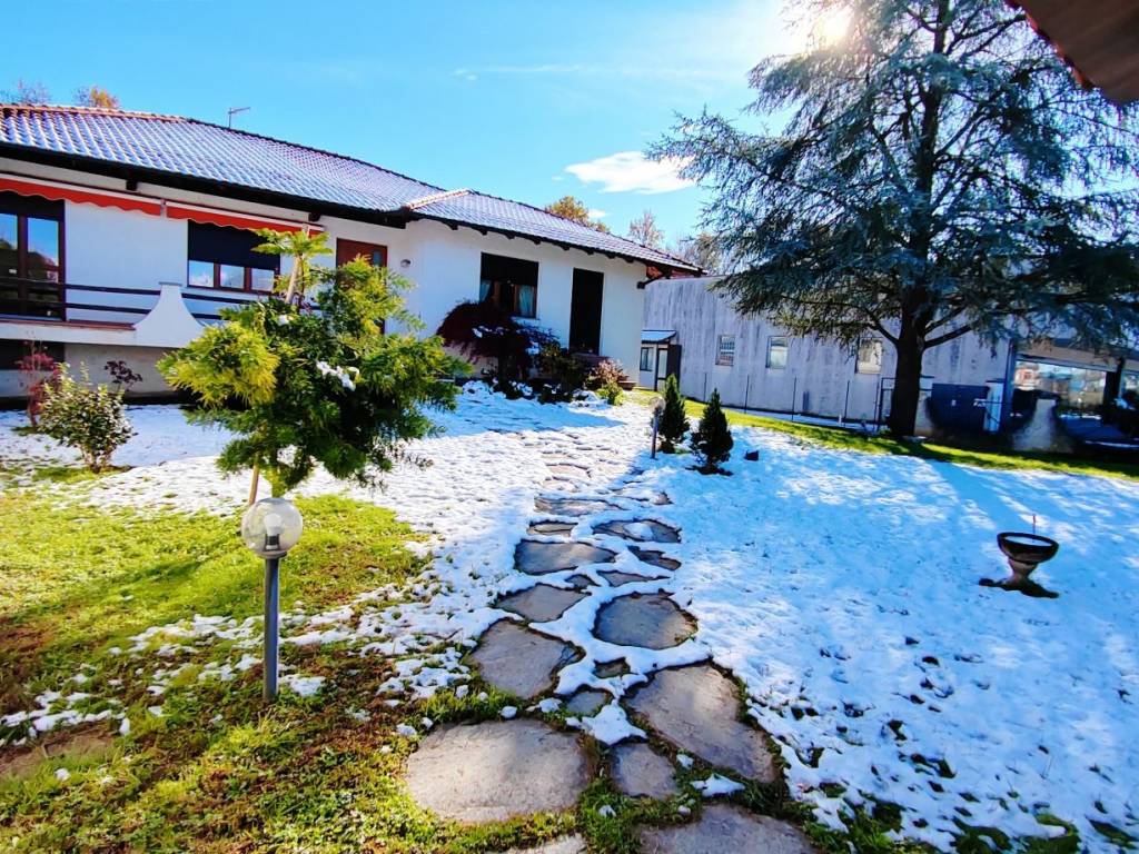 Villa a Masserano in Via 2 Giugno - Foto 3