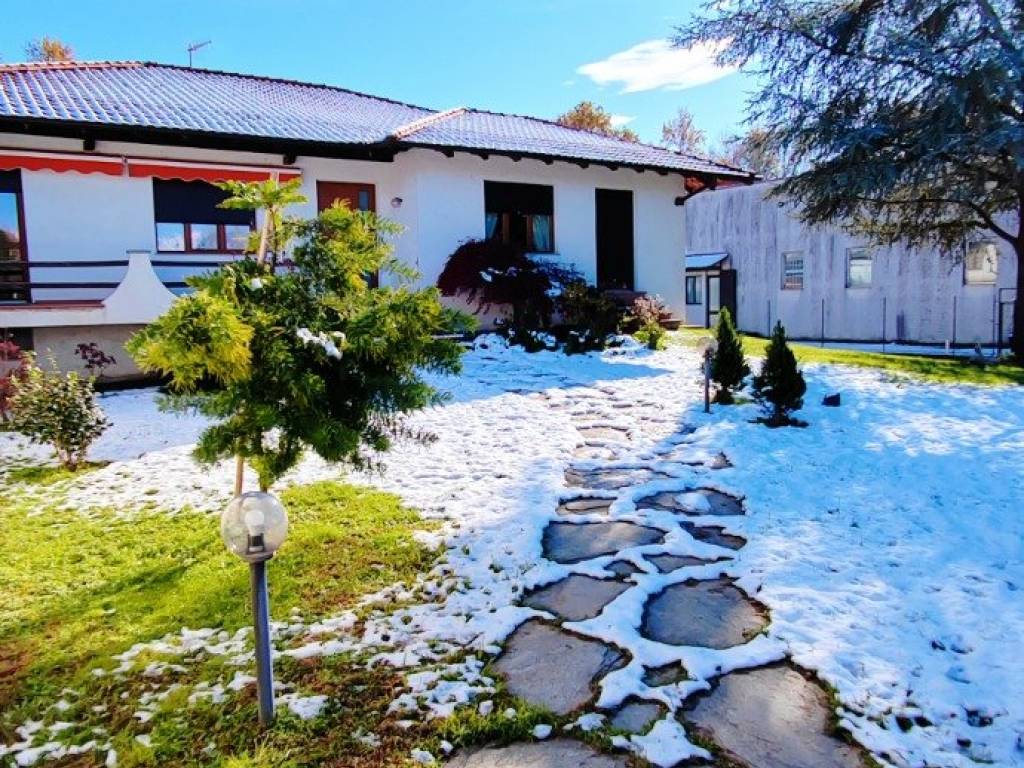 Villa a Masserano in Via 2 Giugno - Foto 4