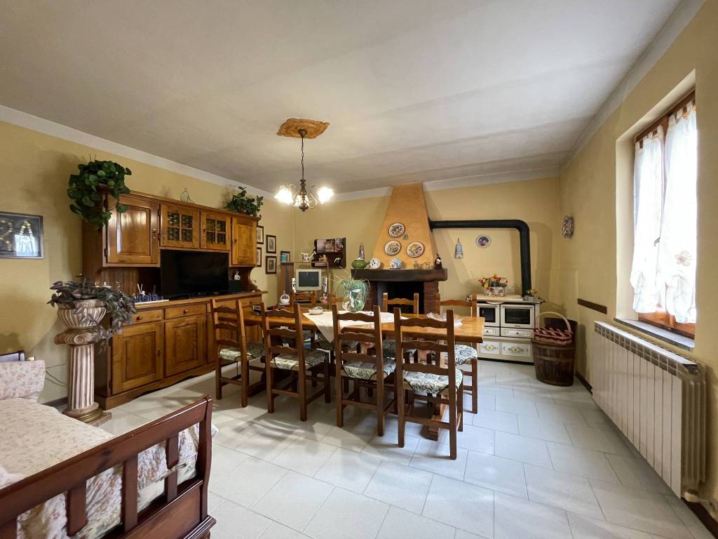 Casa indipendente a Castiglione del lago in Località Caincola, 41 - Foto 4