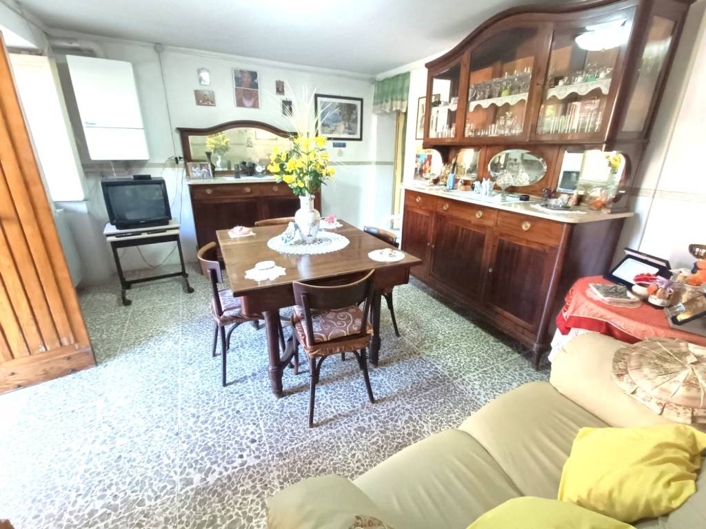 Casa indipendente a Castelpetroso in Via Rondine, 3 - Foto 4