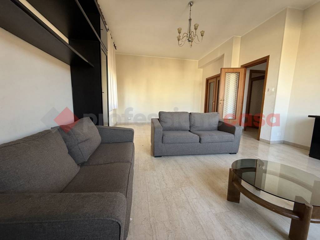 Appartamento a Giulianova in Via XXIV Maggio, 30 - Foto 4