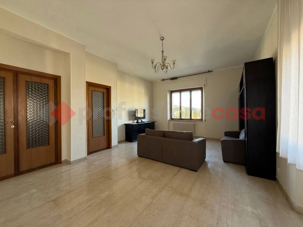 Appartamento a Giulianova in Via XXIV Maggio, 30 - Foto 5