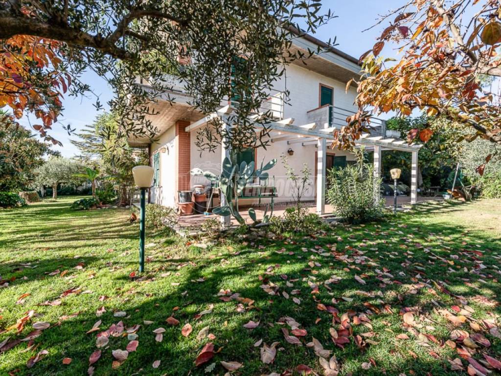 Casa indipendente a Sirolo in Via del Lavoro - Foto 2