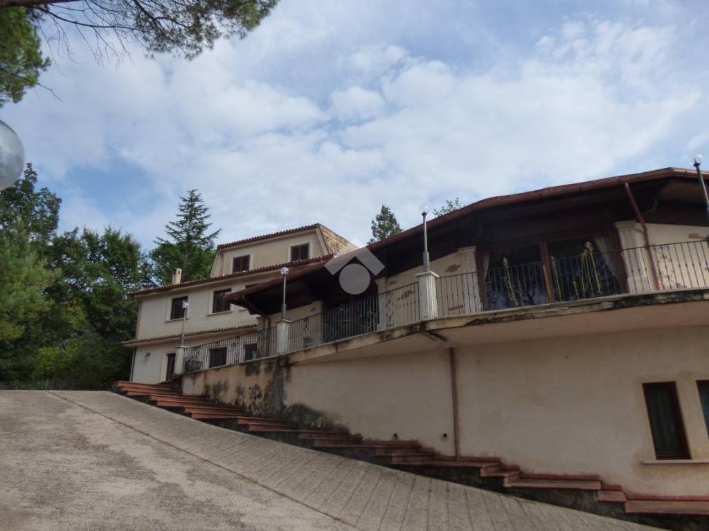 Villa a Sora in Via Valcomperta - Foto 2