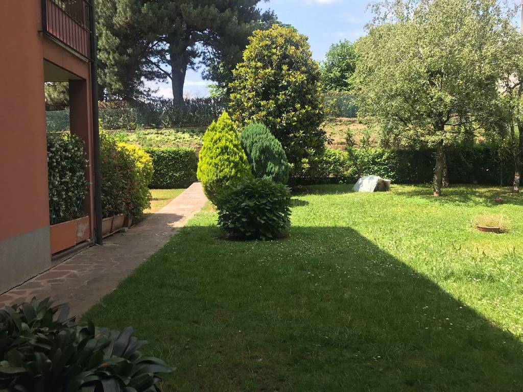 Appartamento a Casatenovo in Via Roma, 28 - Foto 2