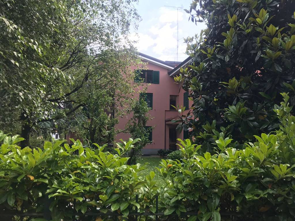 Appartamento a Casatenovo in Via Roma, 28 - Foto 4