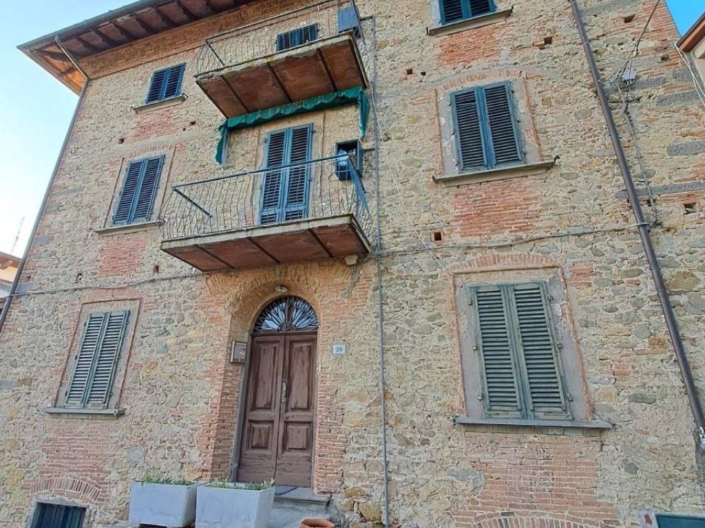 Appartamento a Bucine in Via Calimara - Foto 2