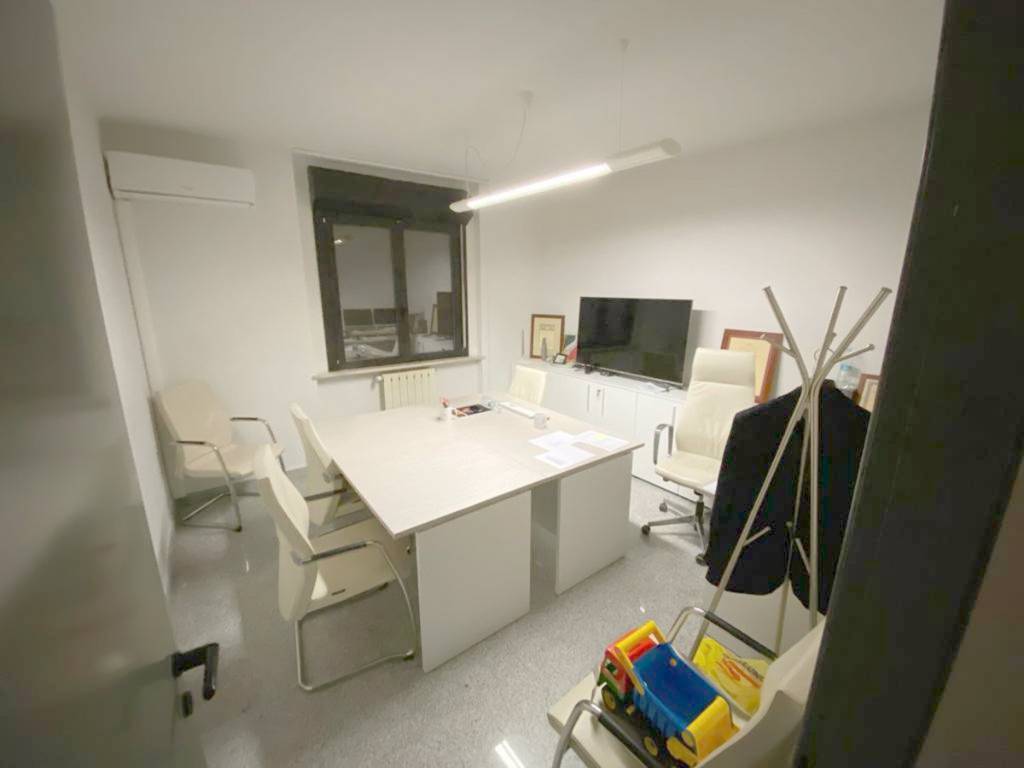 Immobile a Varese in Via Giulio Uberti - Foto 5