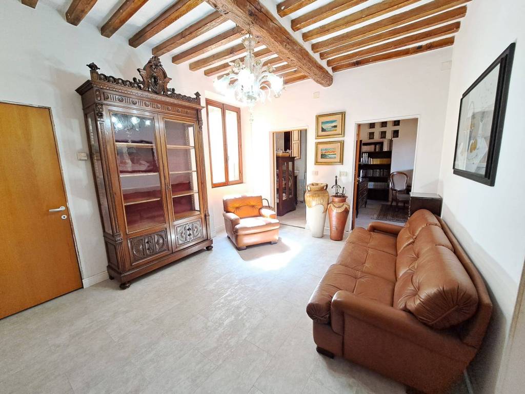 Appartamento a Quarrata in Via Galileo Galilei - Foto 4