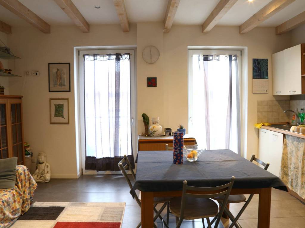 Appartamento a Trento in Piazza Quintilio Perini, 5 - Foto 2
