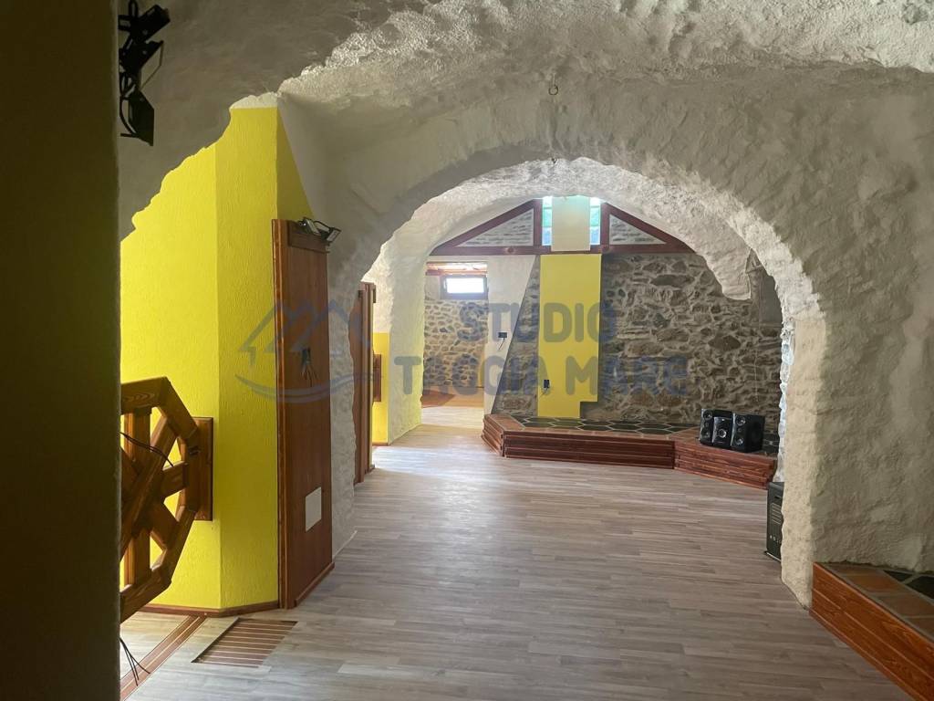 Villetta a schiera a Molini di triora in Via Emanuelli - Foto 5