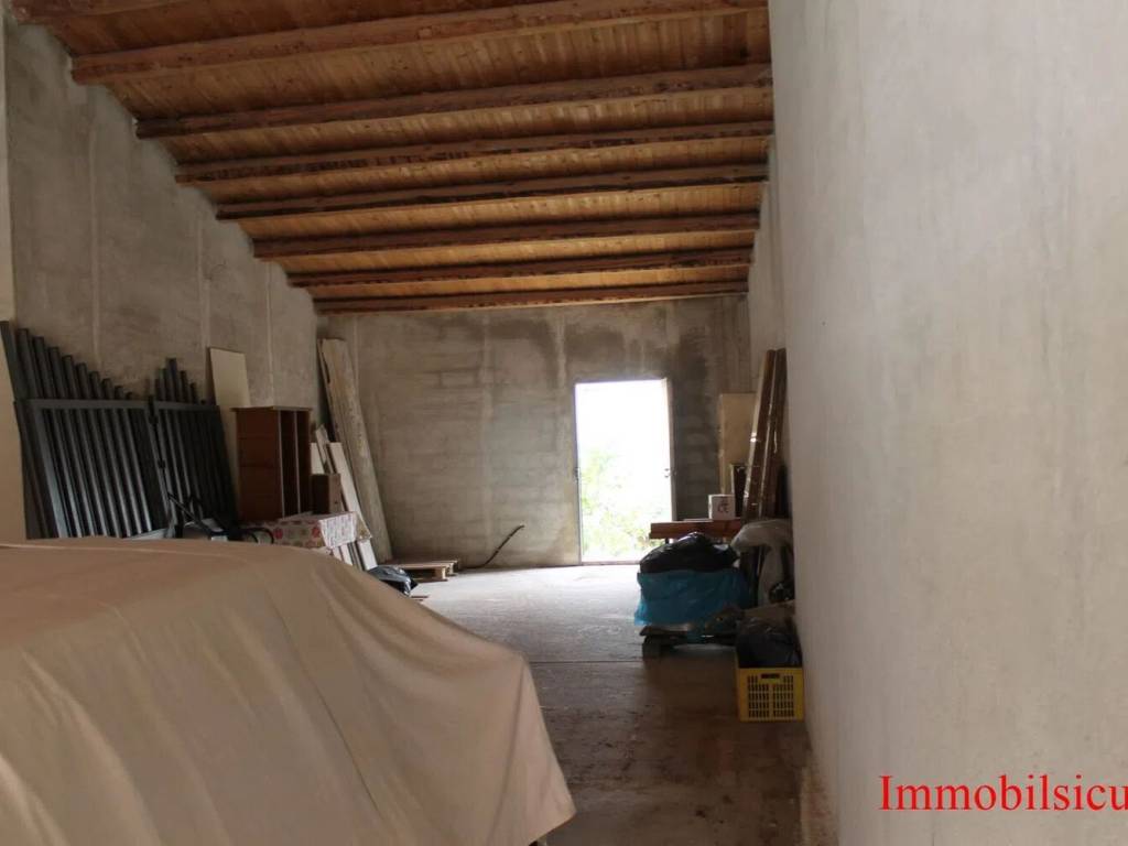 Box / garage a Ispica in Fratelli Bandiera S.N.C. - Foto 5