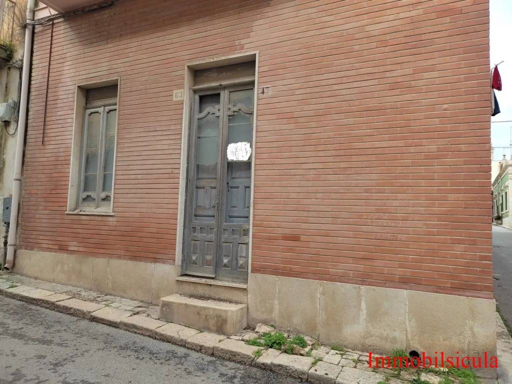 Box / garage a Ispica in Via Dante Alighieri, 23 - Foto 5
