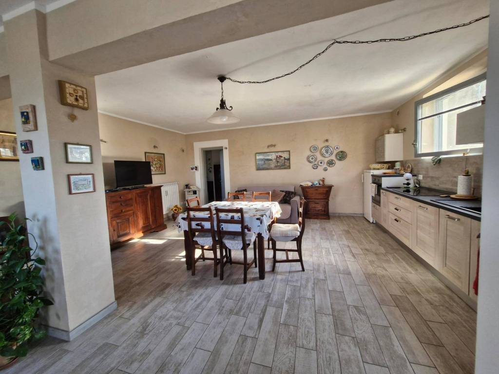 Rustico / casale a Campiglia marittima in Via dei Granai - Foto 3