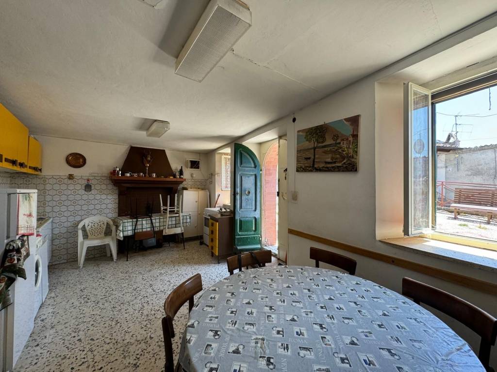 Casa indipendente a Carsoli in Via Morrella, 103 - Foto 5