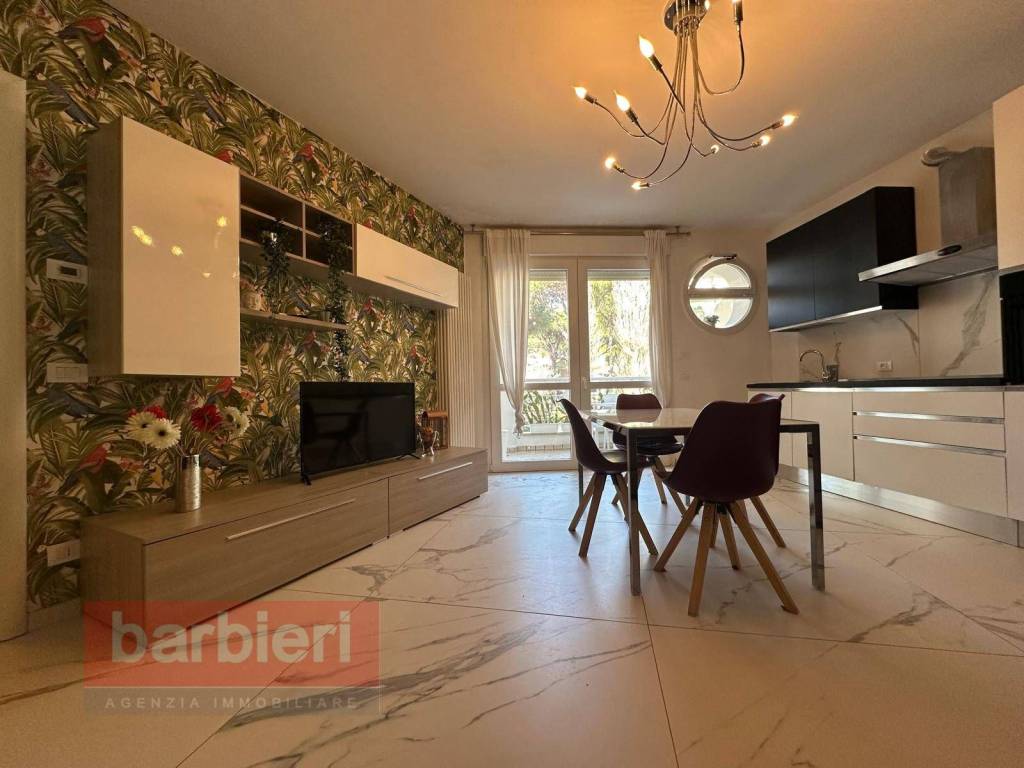 Appartamento a Cervia in viale ravenna, 18 - Foto 3