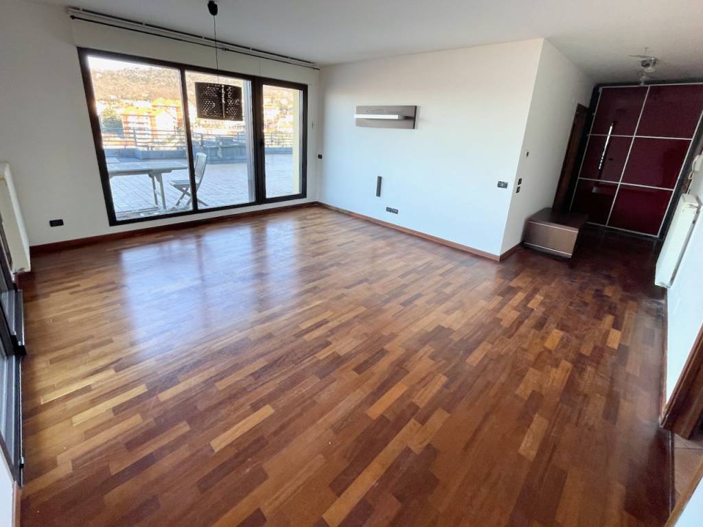 Appartamento a Trieste in Via Marco Valerio Marziale, 23 - Foto 3