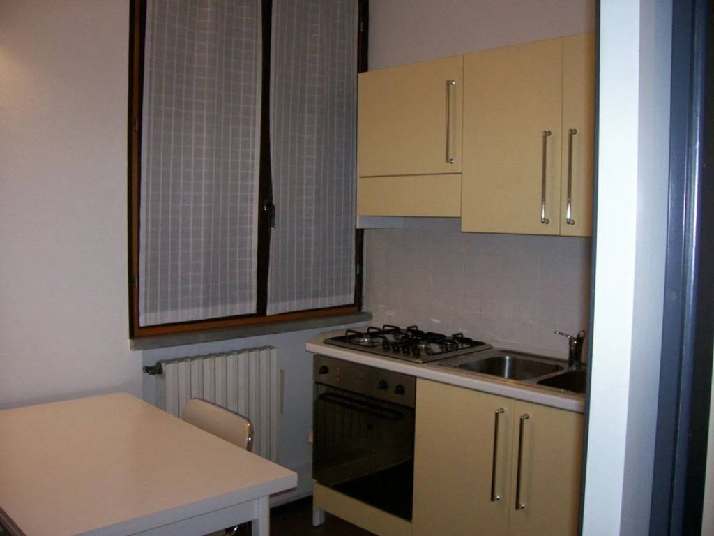 Appartamento a Piacenza in Quartiere Cittadella - Daturi - Tribunale - Foto 2