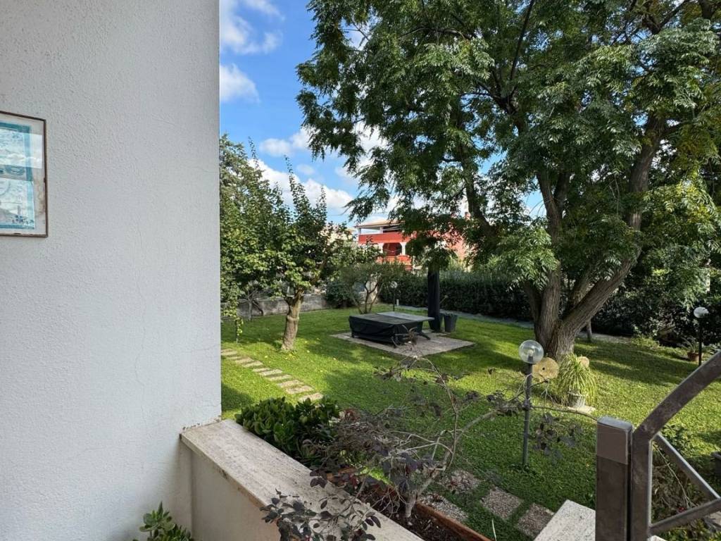 Villa a Aprilia in Via Sele - Foto 5