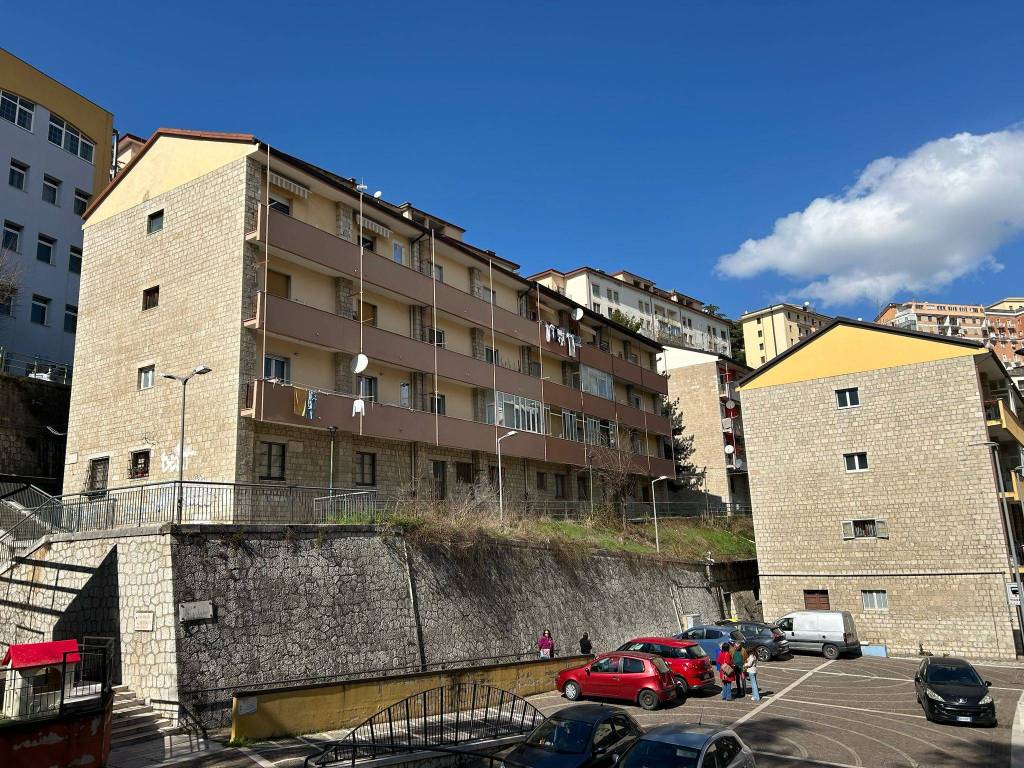 Appartamento a Potenza in Via Michelangelo Buonarroti, 12 - Foto 4