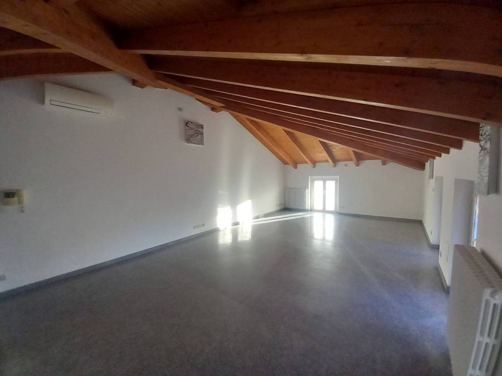 Immobile a Calco in Via Trento, 44 - Foto 2