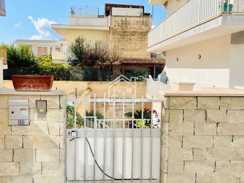 Appartamento a Ragusa in Via Camogli, 29 - Foto 2