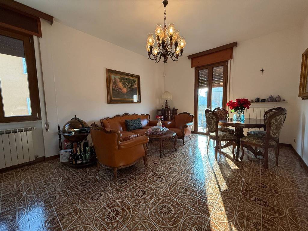 Appartamento a Piacenza in Via Ildebrando Ponzini - Foto 2