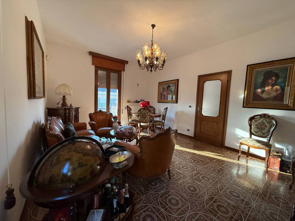 Appartamento a Piacenza in Via Ildebrando Ponzini - Foto 3