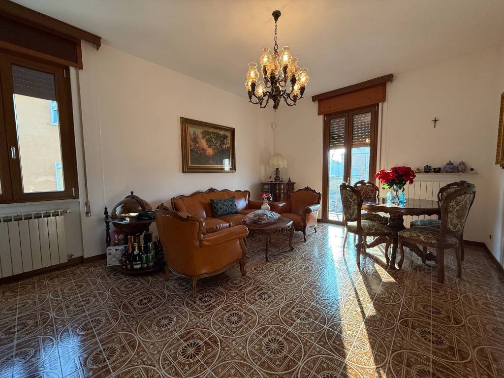 Appartamento a Piacenza in Via Ildebrando Ponzini - Foto 4