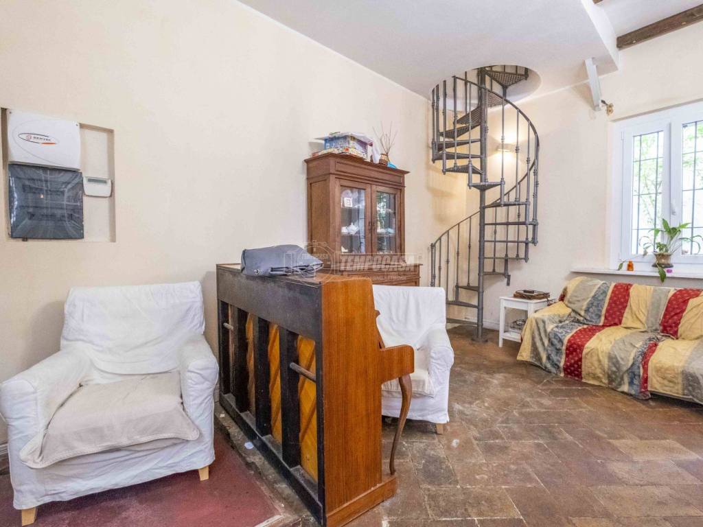 Villa a Novara in Via Benedetto Alfieri - Foto 4