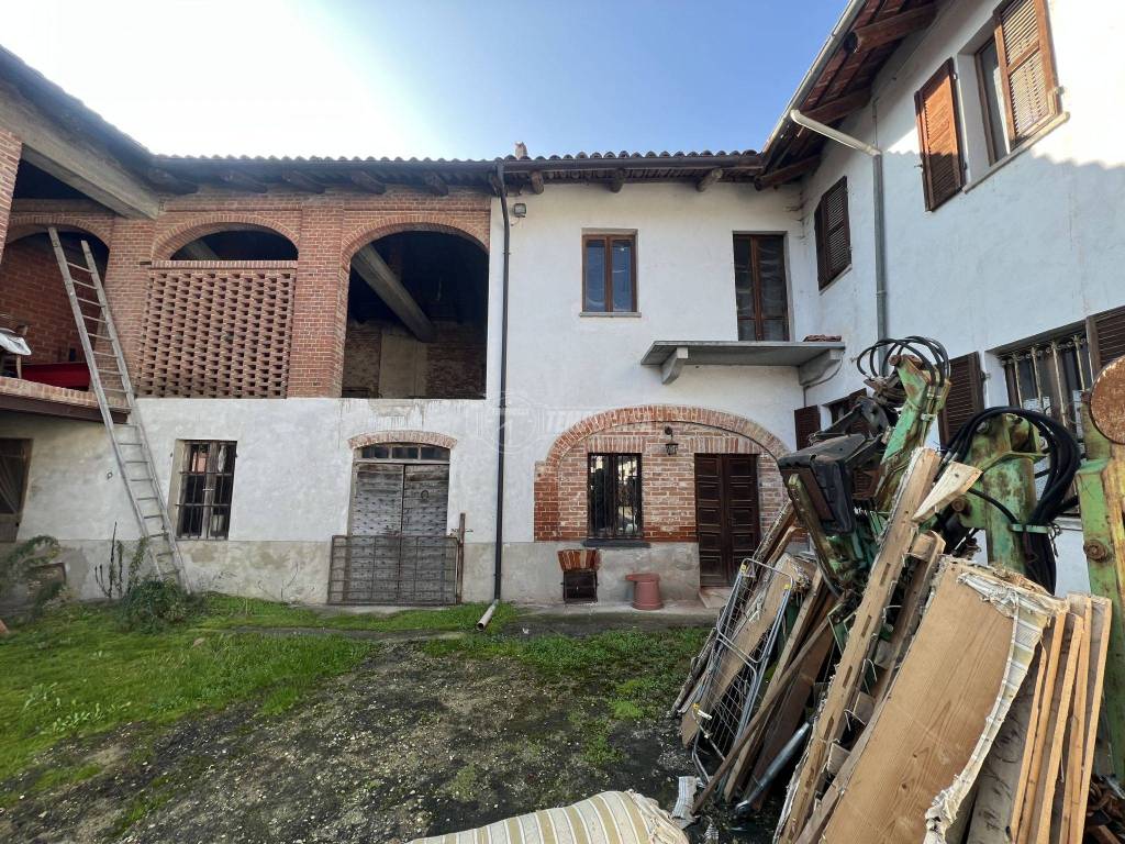 Rustico / casale a Tigliole in Strada Pratomorone 37 - Foto 2