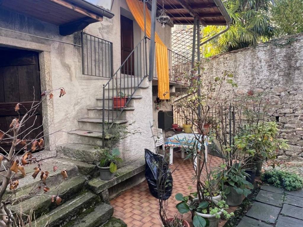 Casa indipendente a Mergozzo in Piazza Fontana, 4 - Foto 3