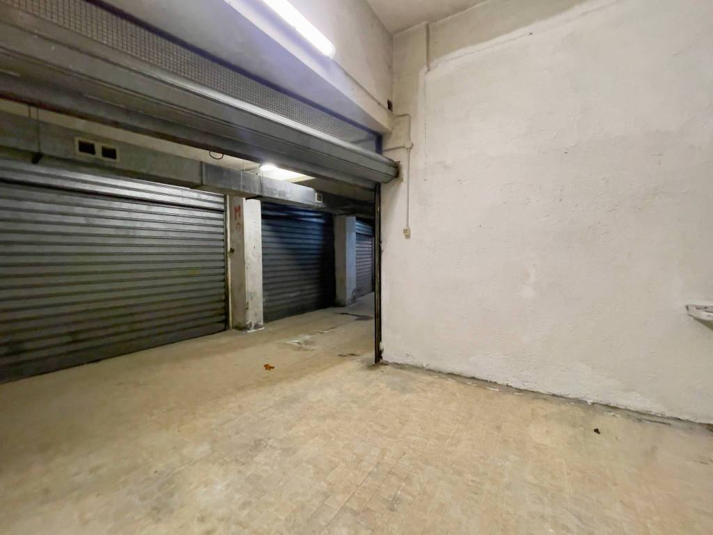 Box / garage a Viterbo in Via Asiago - Foto 4
