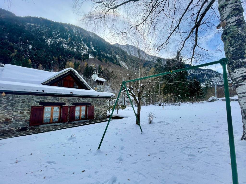Villa a Macugnaga in Strada Regionale di Macugnaga - Foto 3