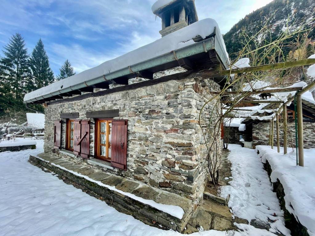 Villa a Macugnaga in Strada Regionale di Macugnaga - Foto 4