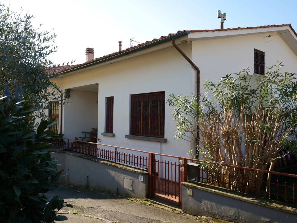 Villa a Pescia - Foto 2