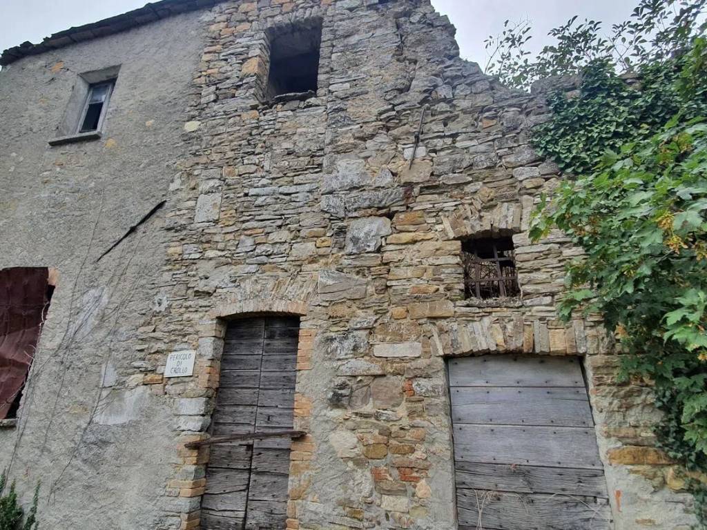 Rustico / casale a Corte brugnatella in Località Pietra Nera S.N.C. - Foto 3