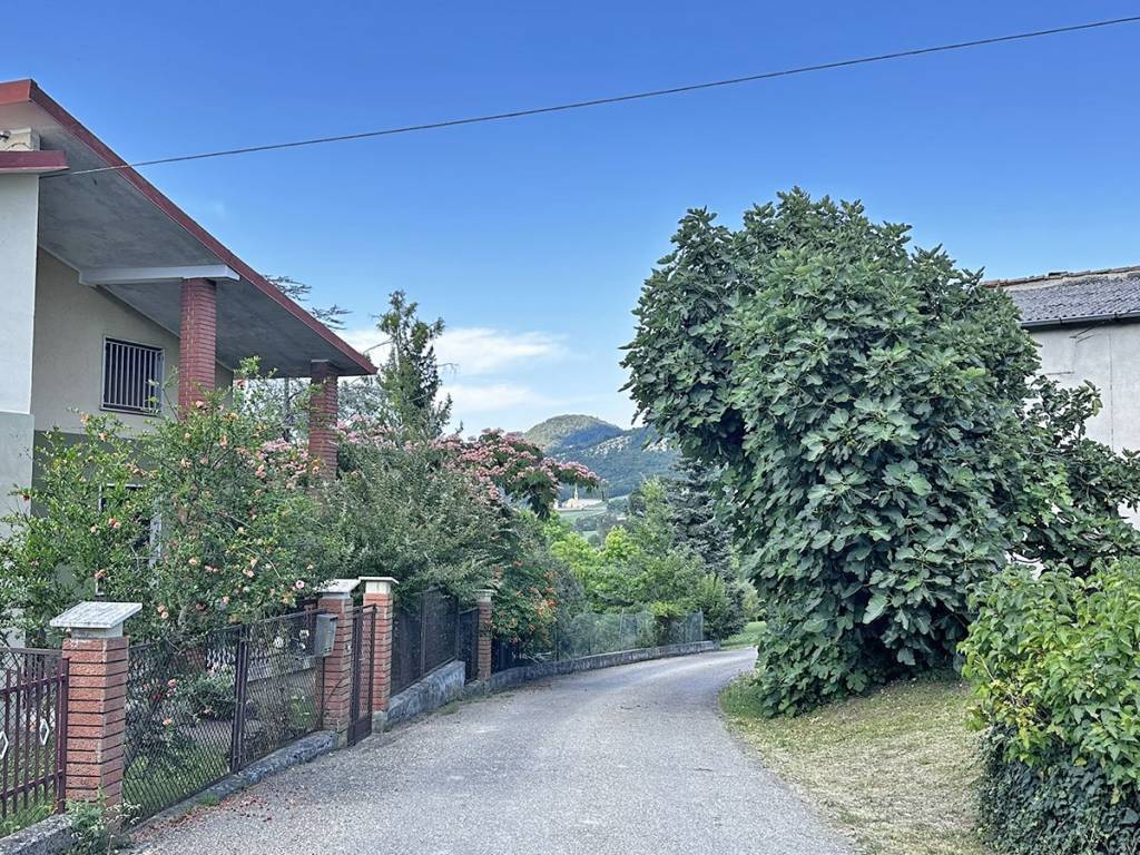 Villa a Morfasso in Località Oddi S.N.C. - Foto 5