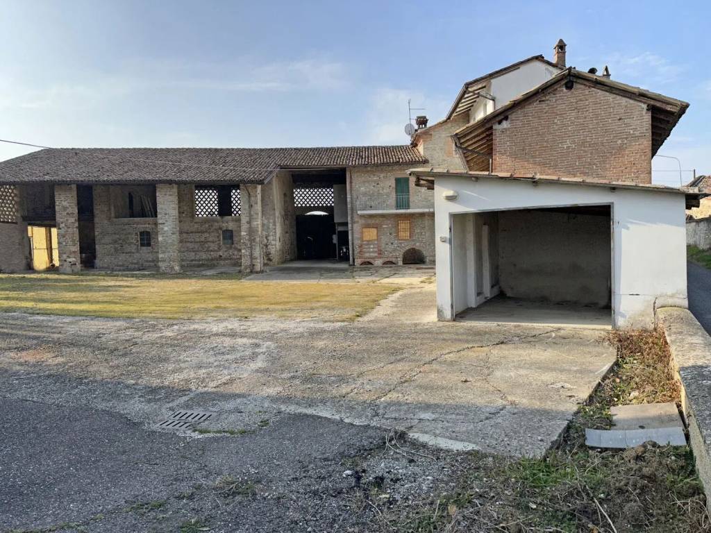 Rustico / casale a Vigolzone in Via Piero Gobetti S.N.C. - Foto 5