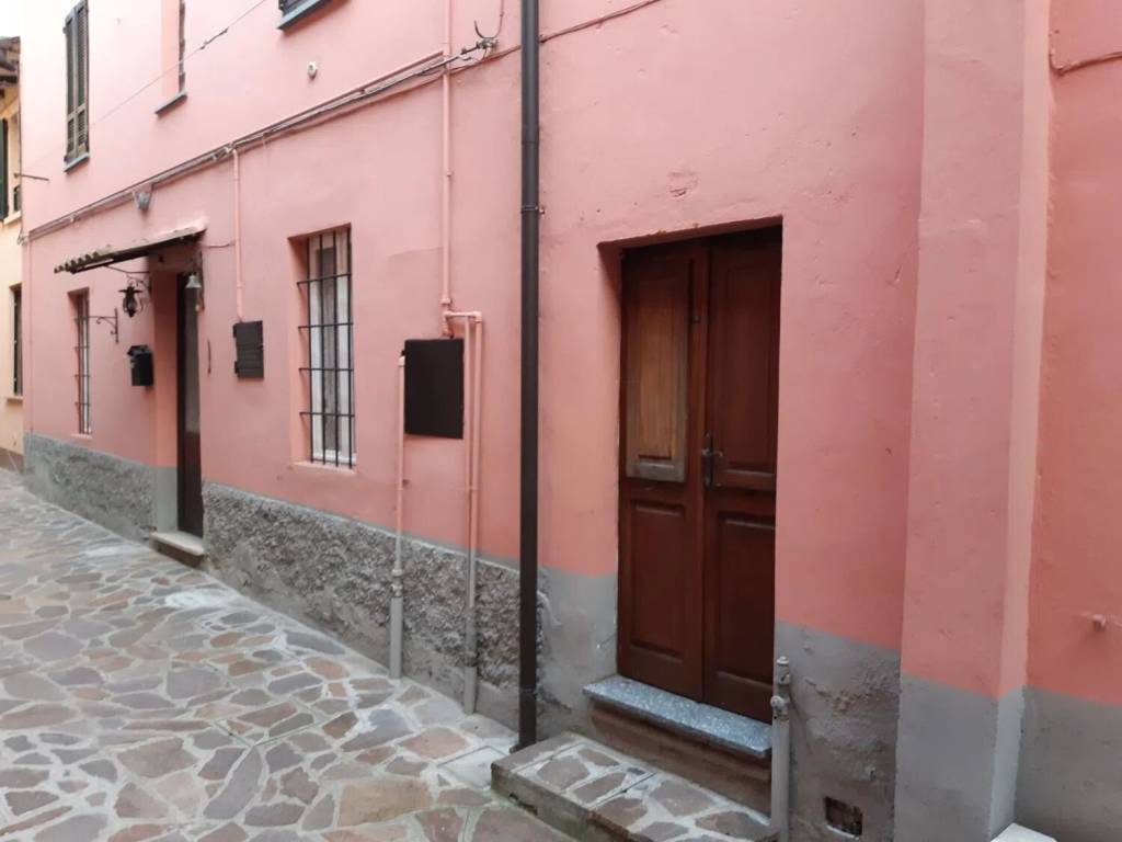 Villa a Ponte dell'olio in Piazza Primo Maggio, 35 - Foto 2