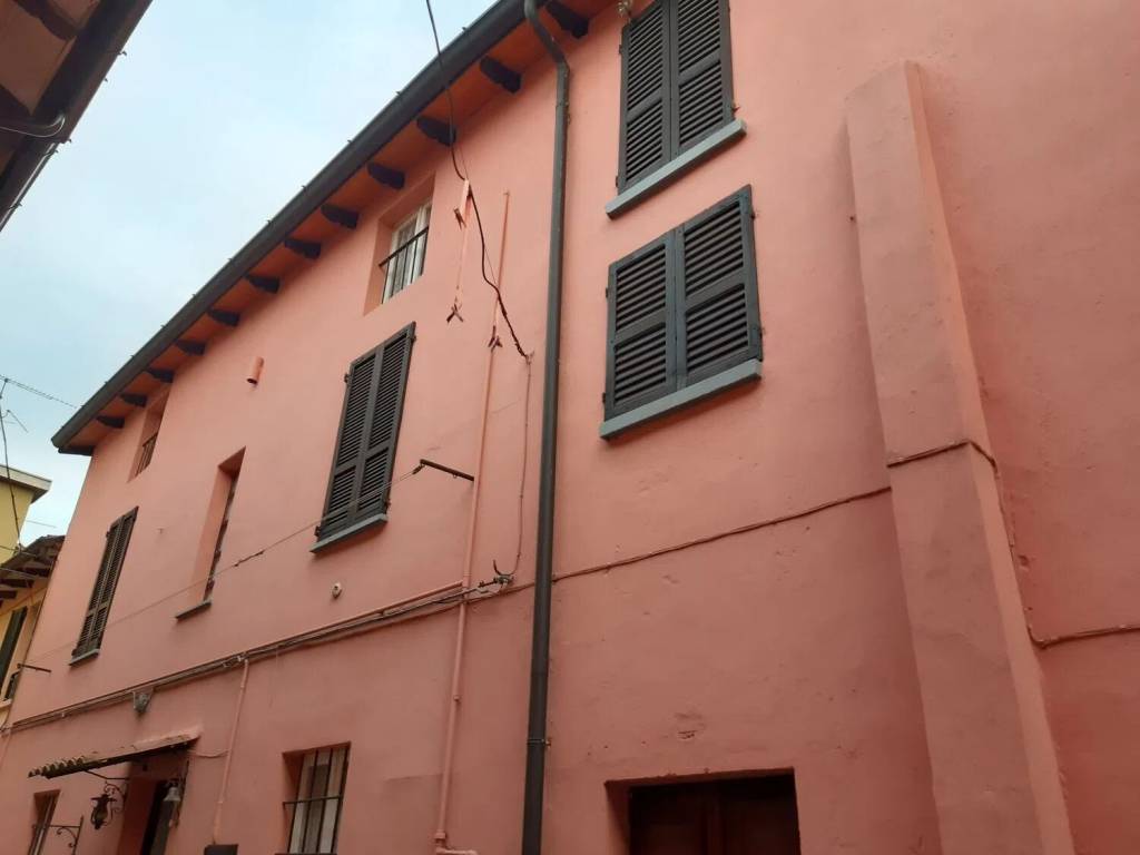 Villa a Ponte dell'olio in Piazza Primo Maggio, 35 - Foto 3