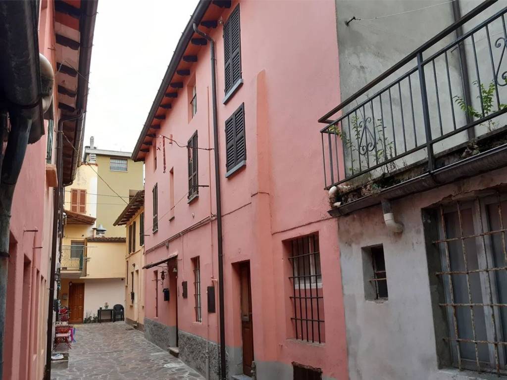 Villa a Ponte dell'olio in Piazza Primo Maggio, 35 - Foto 4