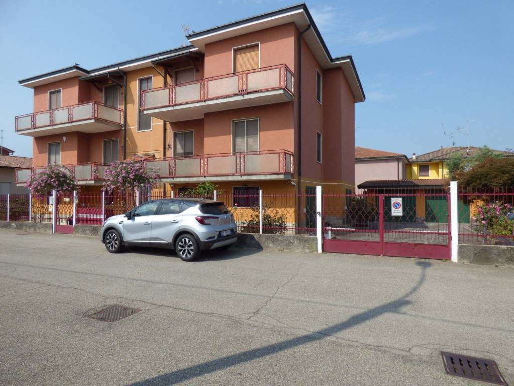 Appartamento a Zelo buon persico in Via San Giovanni Bosco, 4 - Foto 2