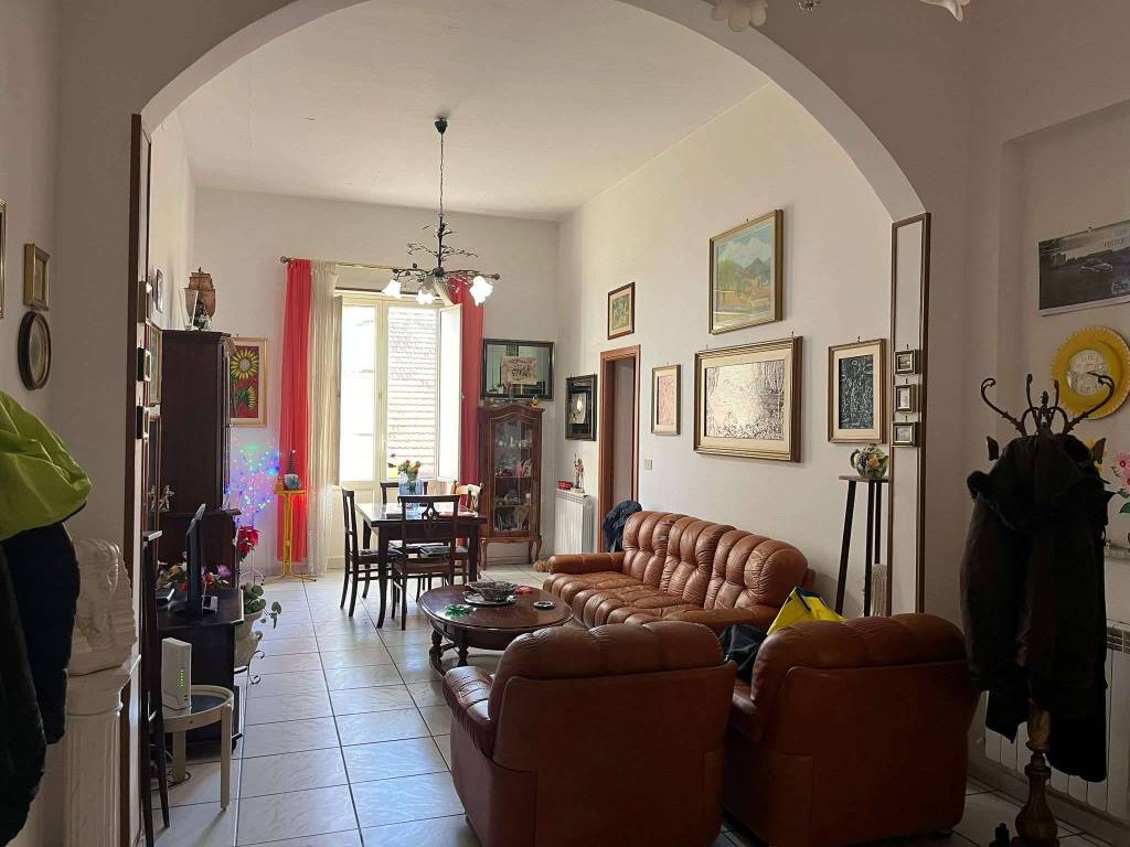 Appartamento a Palermo in via li Muli Vincenzo - Foto 2