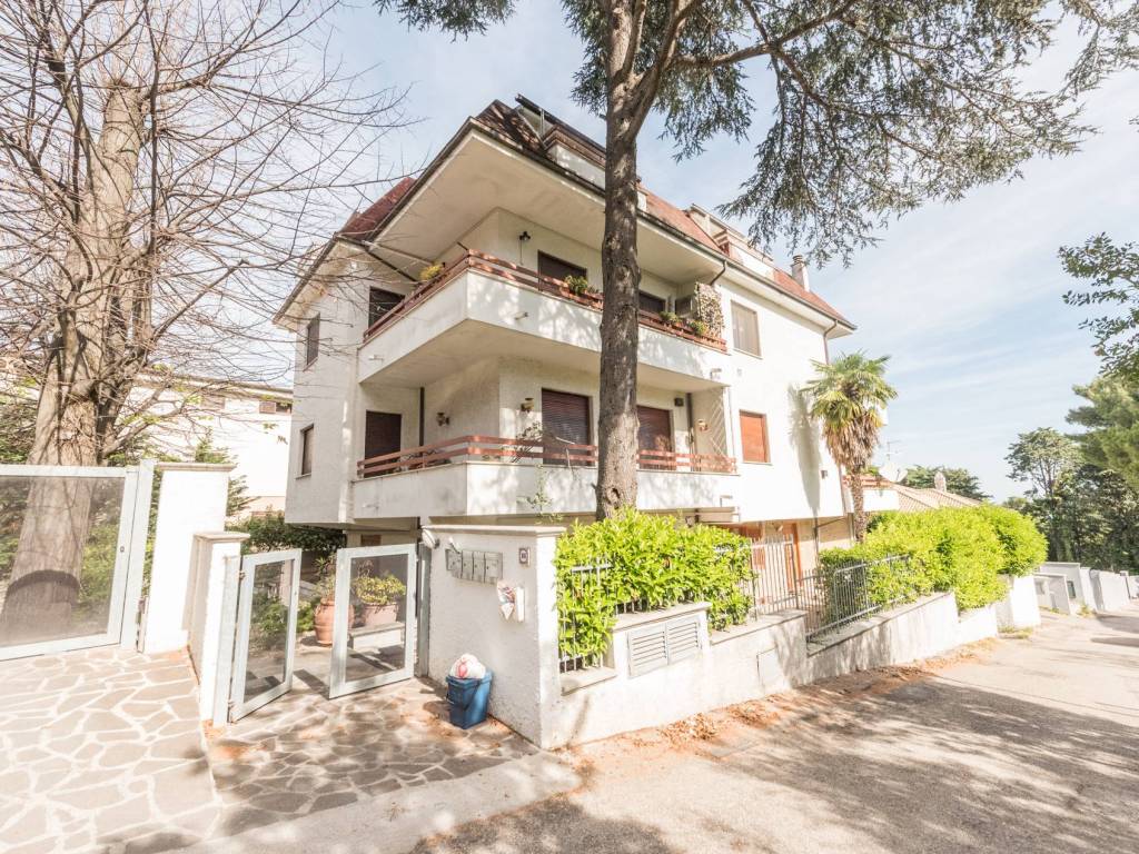 Appartamento a Pescara in Via Lago di Martignano, 18 - Foto 4