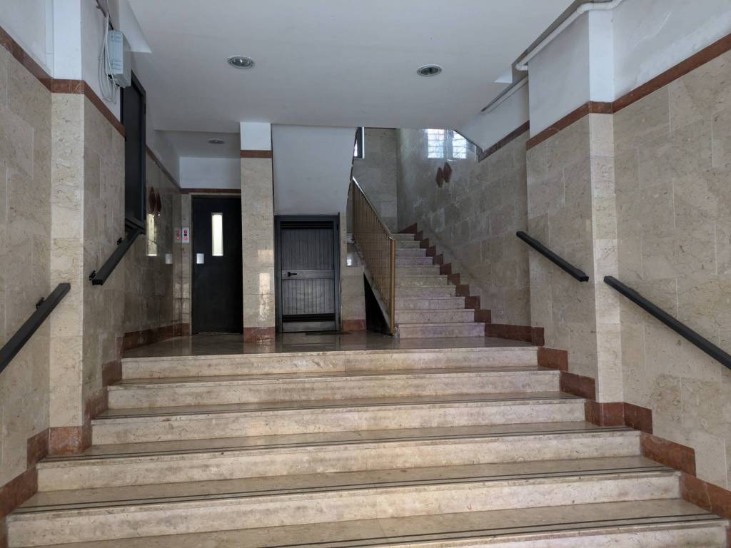 Appartamento a Taranto in Corso Piemonte, 50 - Foto 2