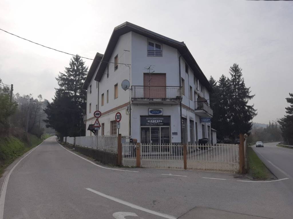 Appartamento a Ovada in Strada Requaglia - Foto 2