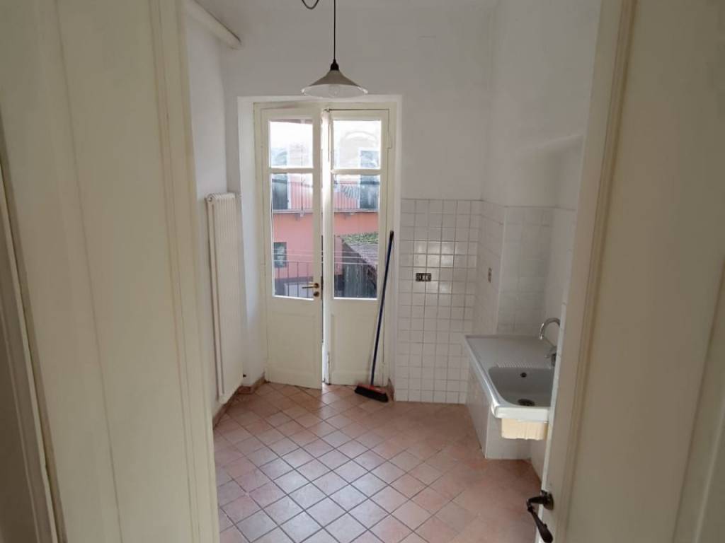 Appartamento a Alba in Via Teobaldo Calissano - Foto 4